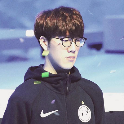 KPL职业辅助疑似出错装，这状态是不是太差了？