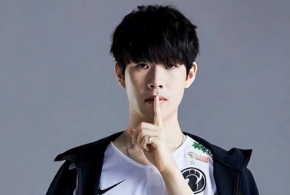 【赛后战报】开门红！ Oh My God 2：0轻松战胜RNG拿下首胜